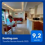 Casa Norb - With Private Parking 公寓