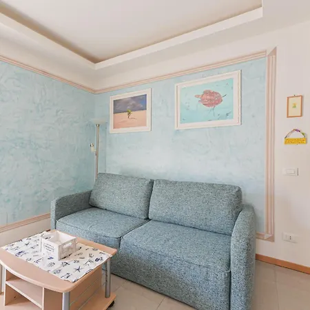 Casa Norb - With Private Parking Apartment Lerici